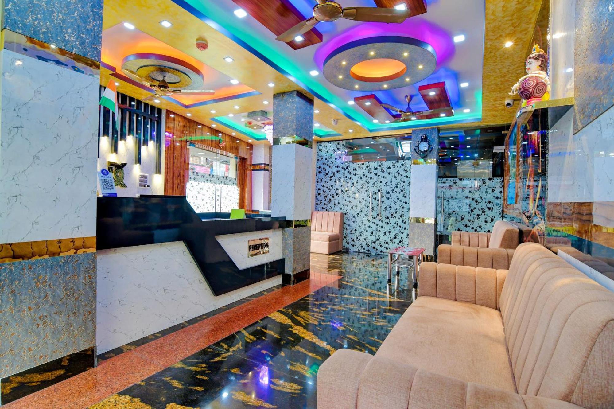 Hotel Kanan Inn Колката Екстериор снимка