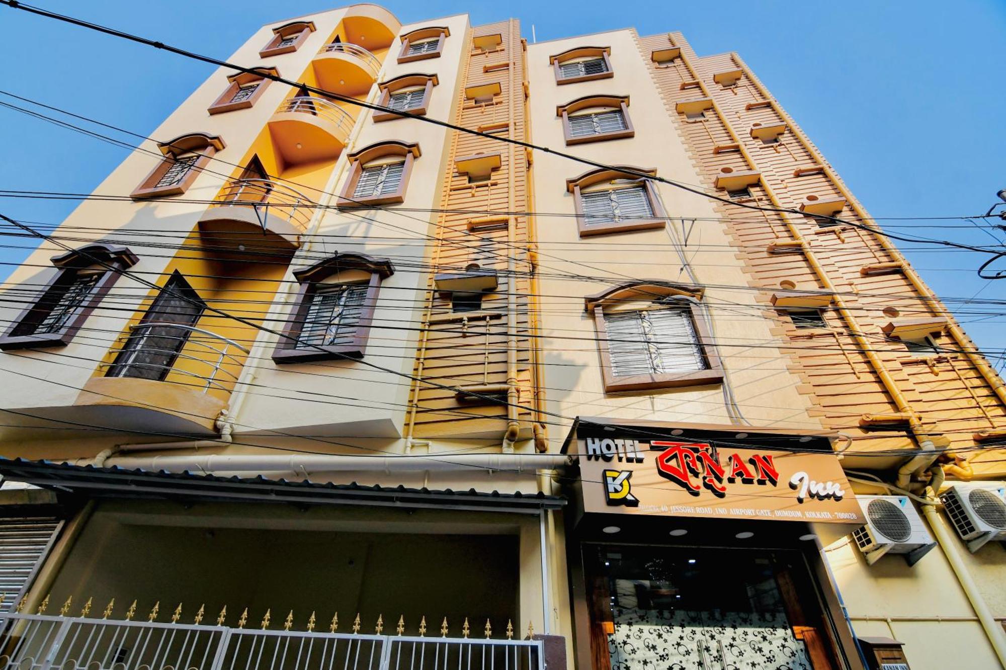 Hotel Kanan Inn Колката Екстериор снимка