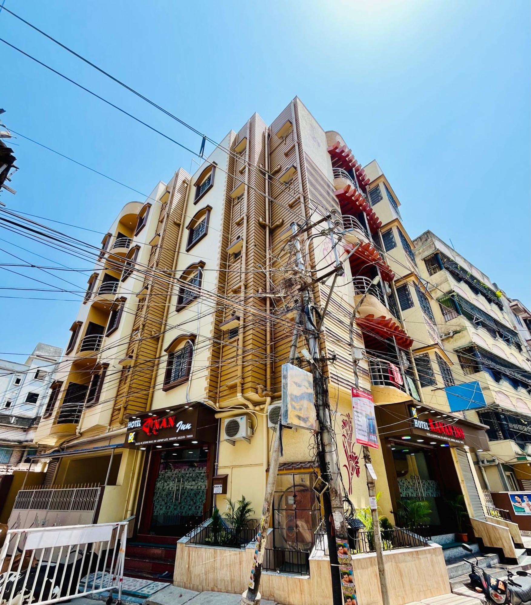 Hotel Kanan Inn Колката Екстериор снимка